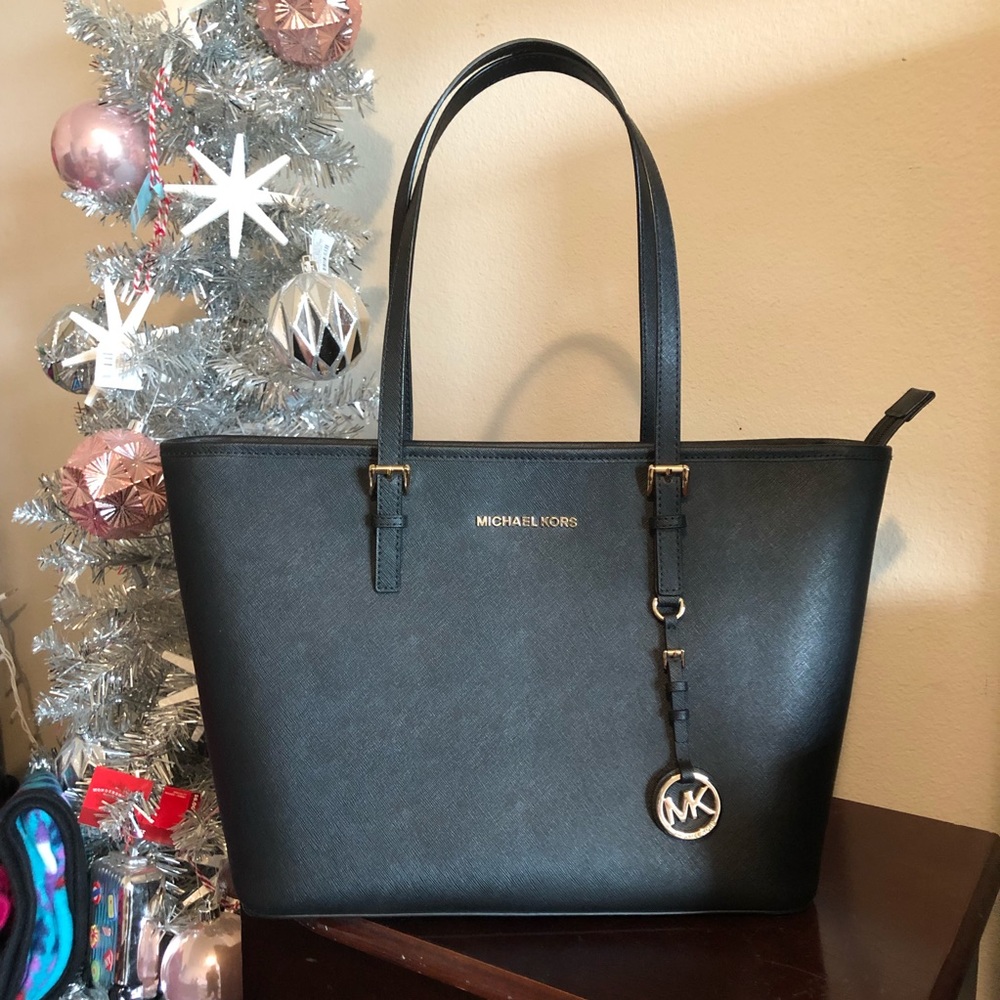 Michael Kors Jet Set Tote